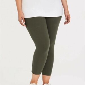 Torrid Olive Ankle Cropped Pants